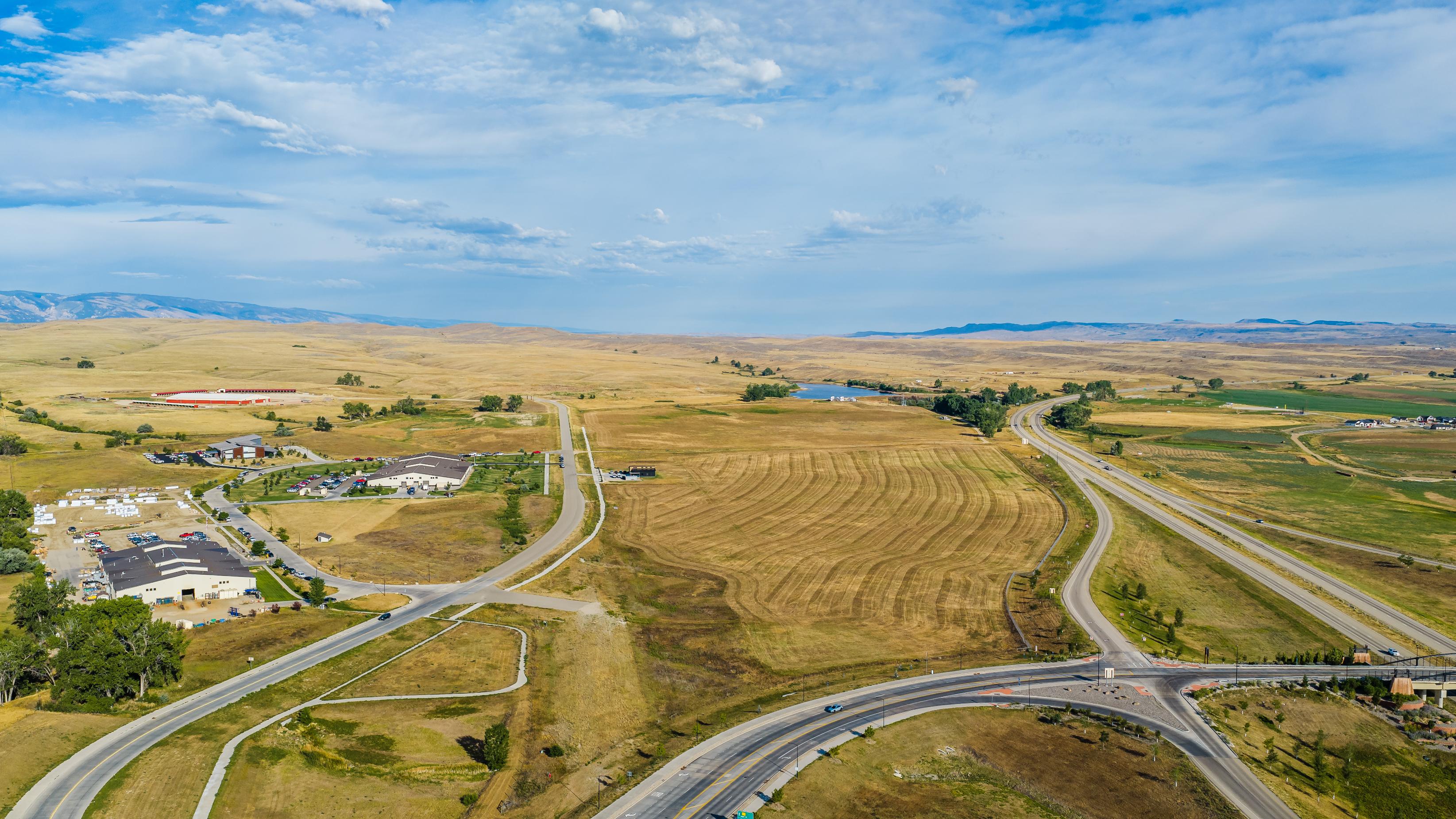 Wide aerial view of Eagle View Lot 1